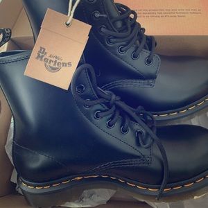 Dr Martens smooth leather #1460